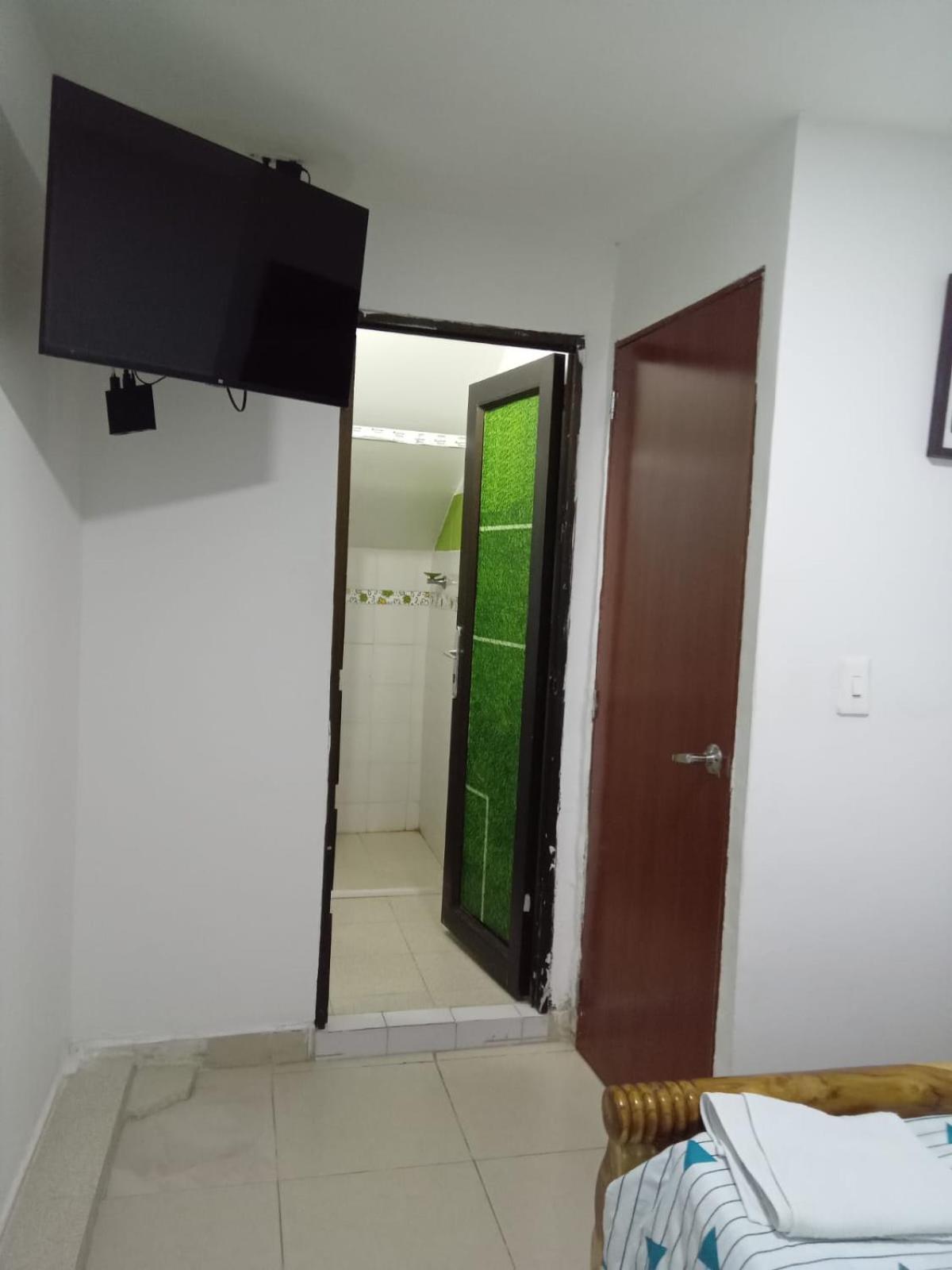Hotel Mi Ranchito Сінселехо Екстер'єр фото